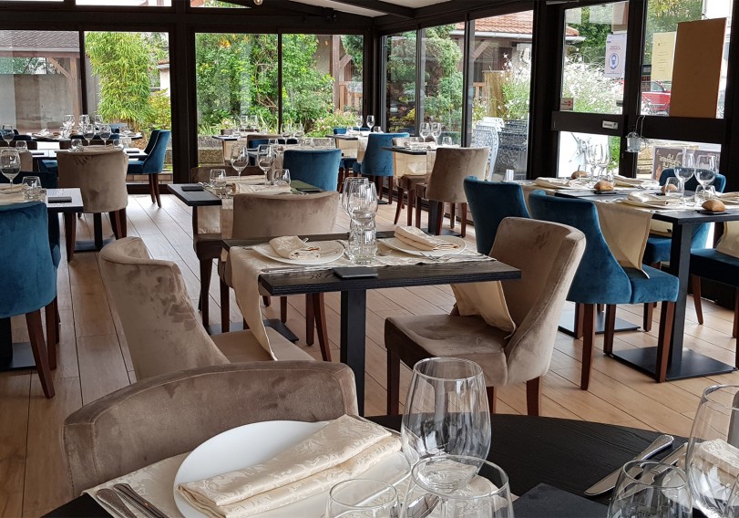 O Petit Pave Restaurant A Serris 77